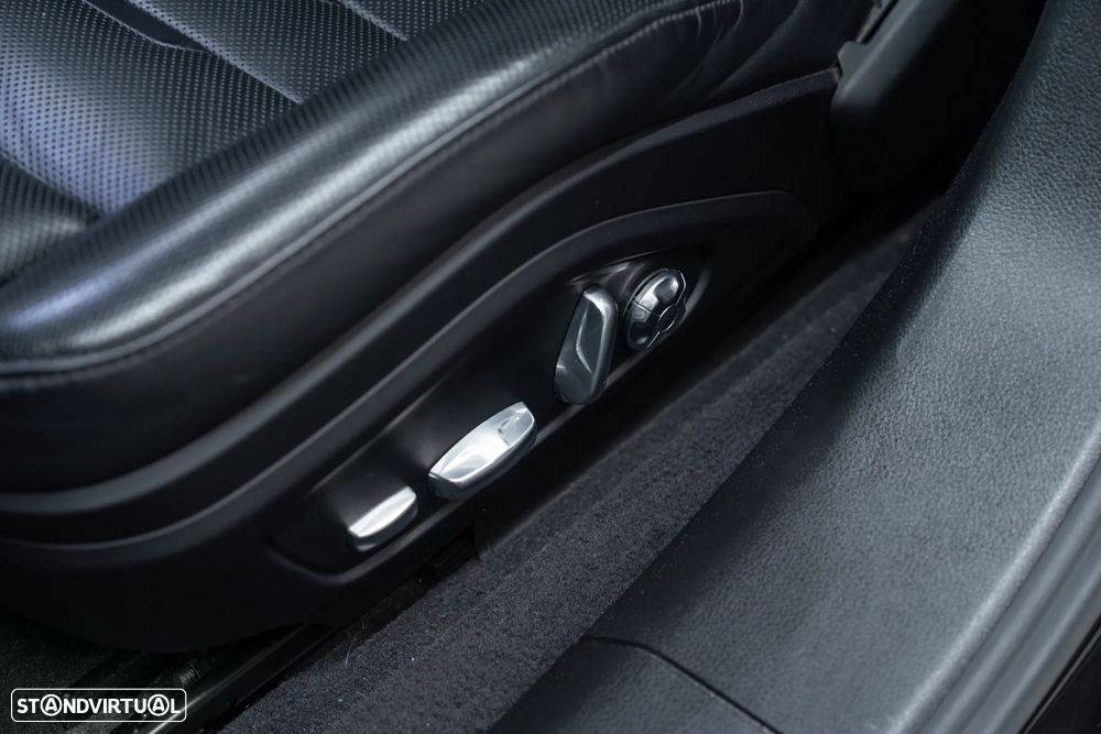 Porsche Panamera Turbo S E-Hybrid - 31