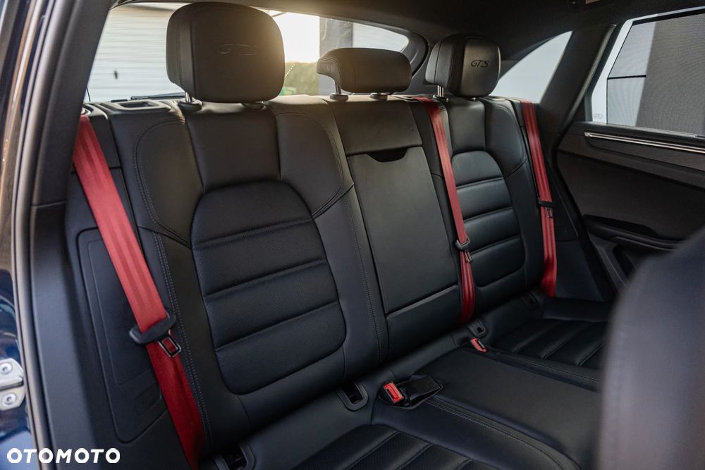 Porsche Macan - 21