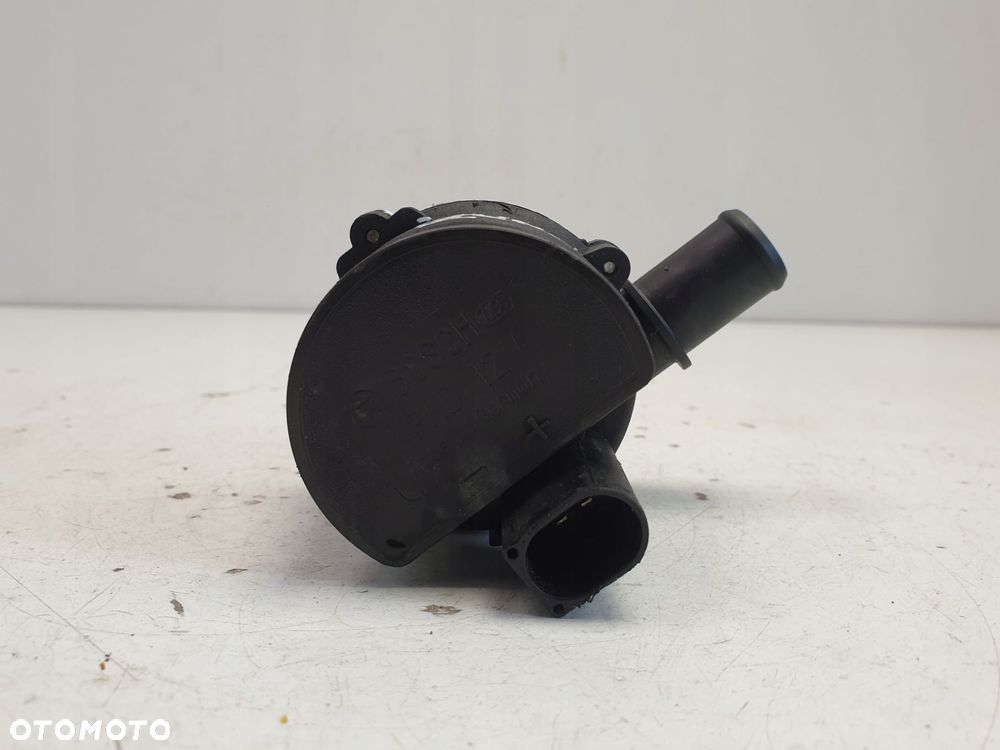 Laguna III 2.0 DCI POMPKA OBIEGU WODY - 4