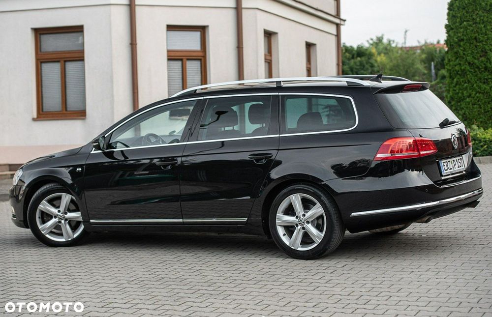 Volkswagen Passat Variant 2.0 TDI DSG BlueMotion Technology Highline - 13