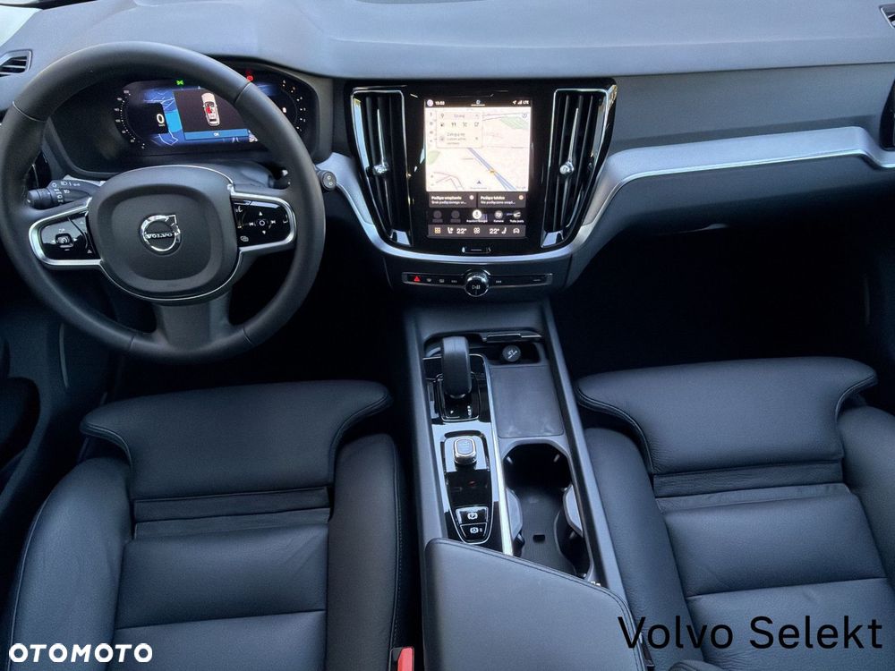 Volvo V60 Cross Country - 18