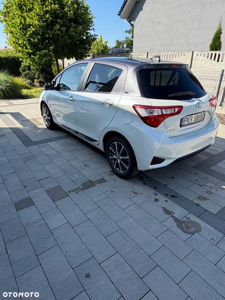 Toyota Yaris 1.5 20th Anniversary CVT - 4
