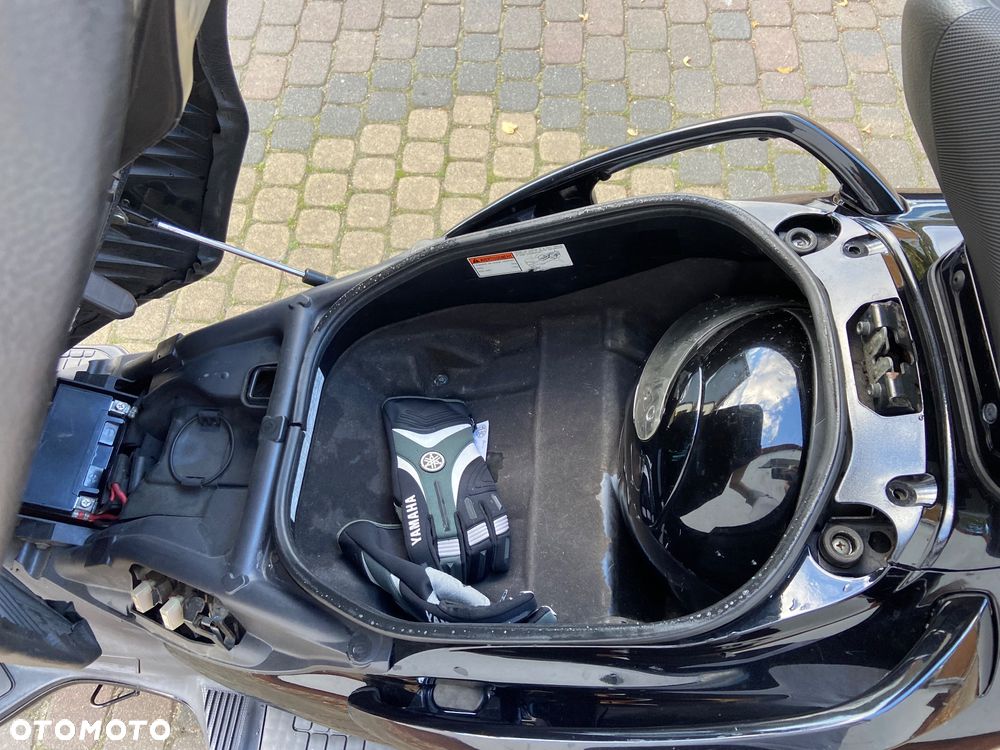 Suzuki Burgman - 15