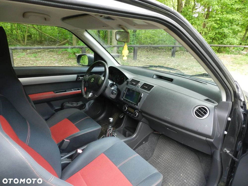 Suzuki Swift 1.6 Sport - 8