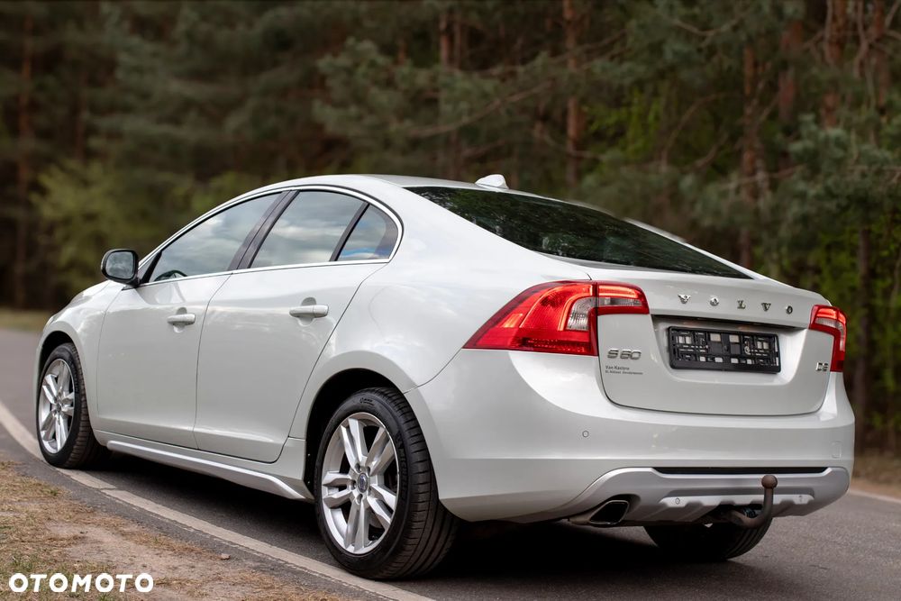 Volvo S60 D3 Momentum - 24