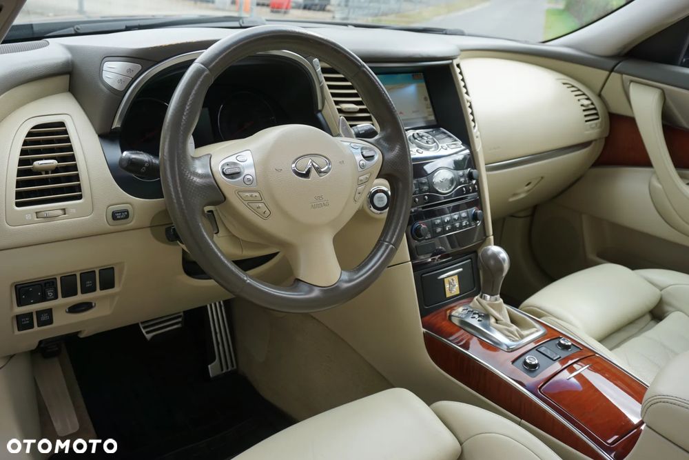 Infiniti FX FX30d AWD S - 11
