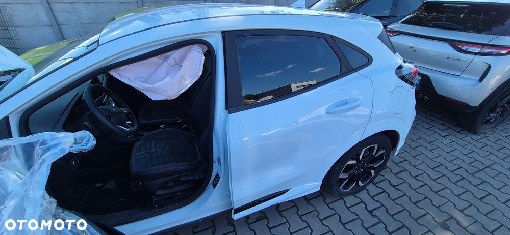 Ford Puma 1.0 EcoBoost mHEV Vivid Ruby Edition DCT - 22