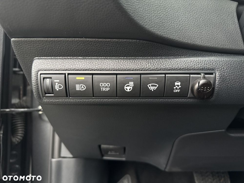 Toyota Corolla 1.8 Hybrid Comfort - 20