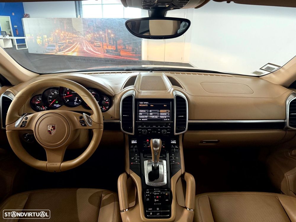 Porsche Cayenne Tiptronic - 17
