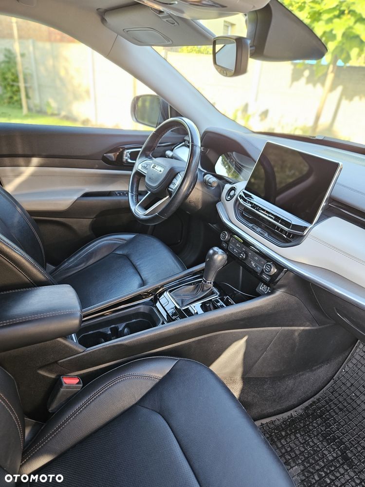 Jeep Compass - 8