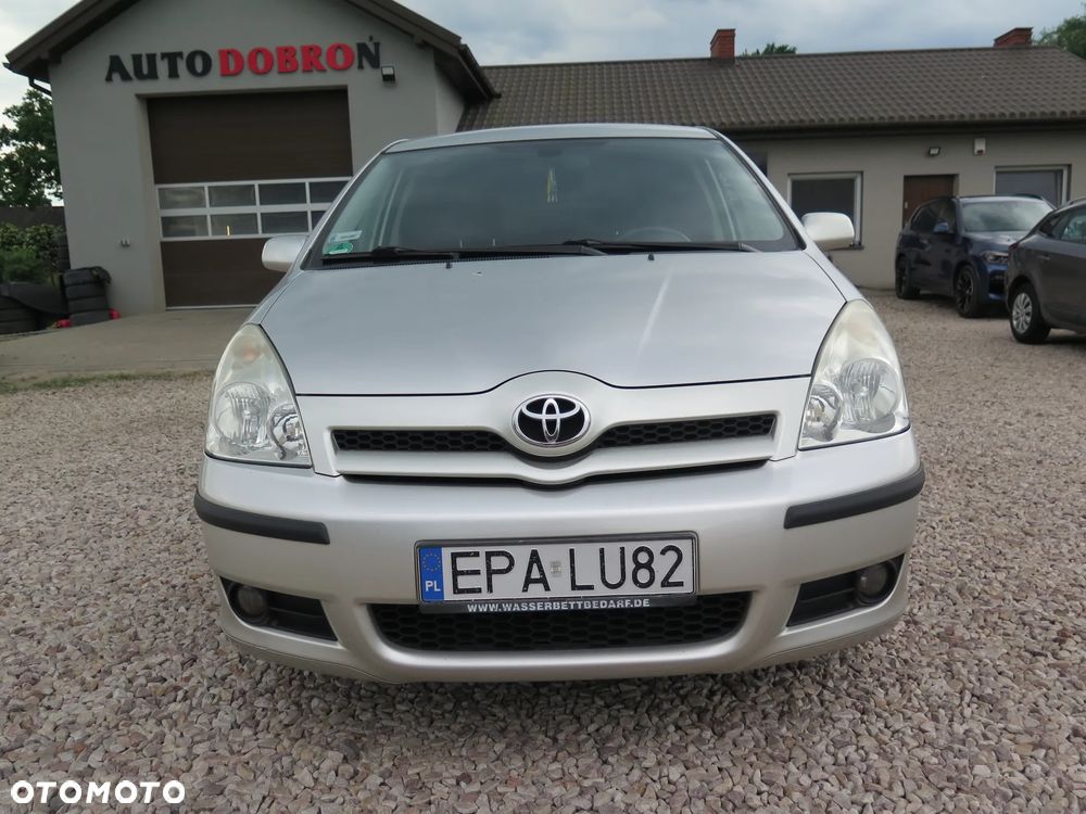 Toyota Corolla Verso 1.8 Sol + 7os MM - 13