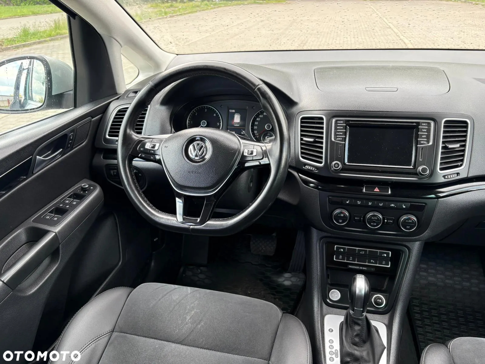 Volkswagen Sharan 2.0 TDI 4Mot Highline DSG - 26
