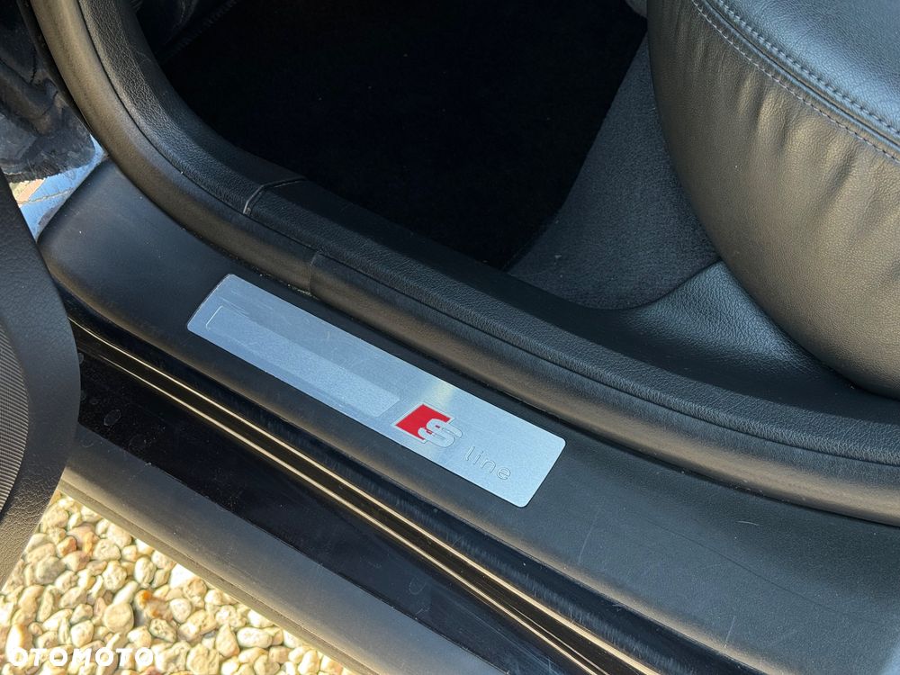 Audi A4 Avant 2.0 TDI Multitronic - 23