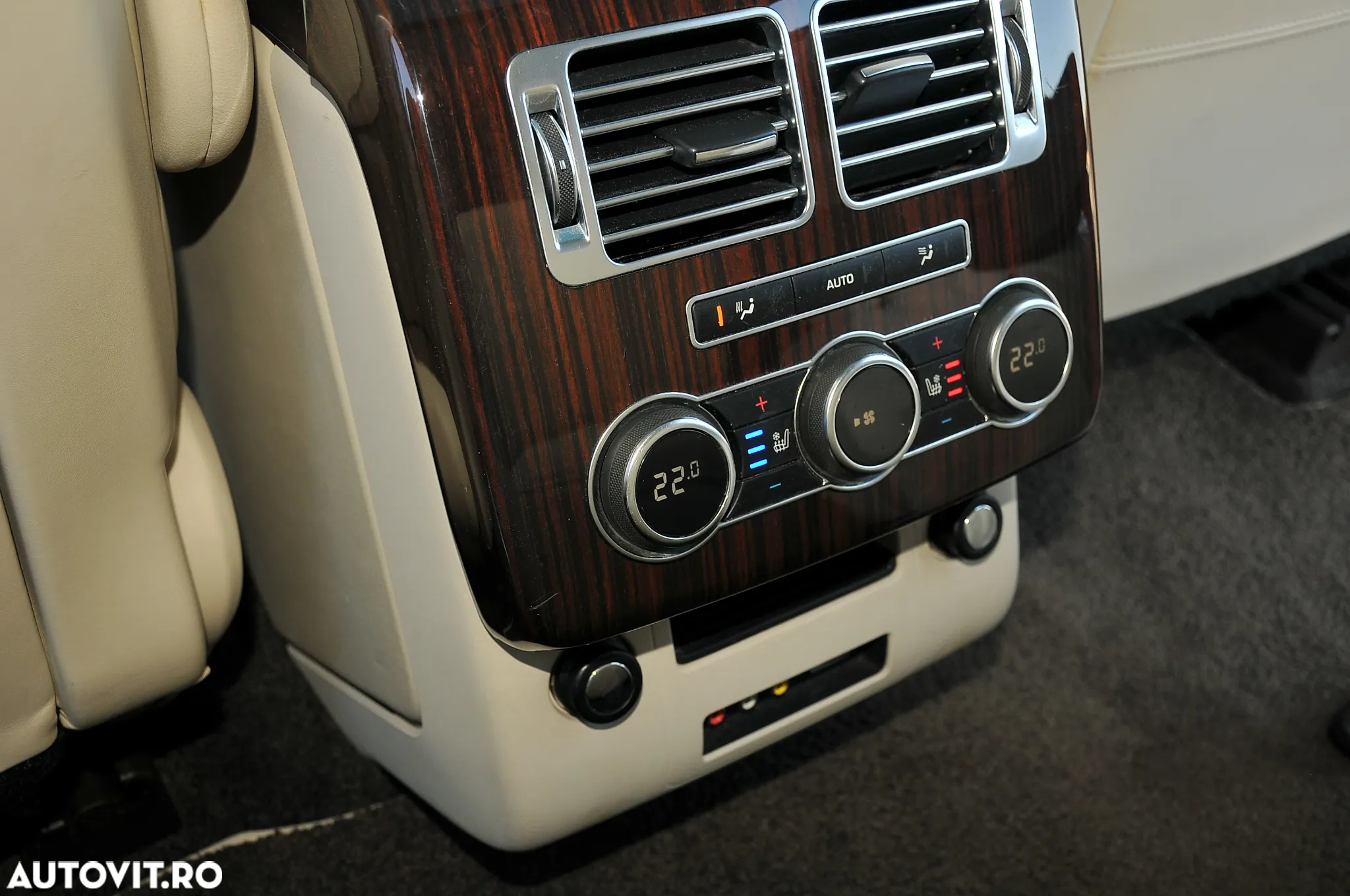 Land Rover Range Rover LWB 5.0 I S/C Autobiography - 21