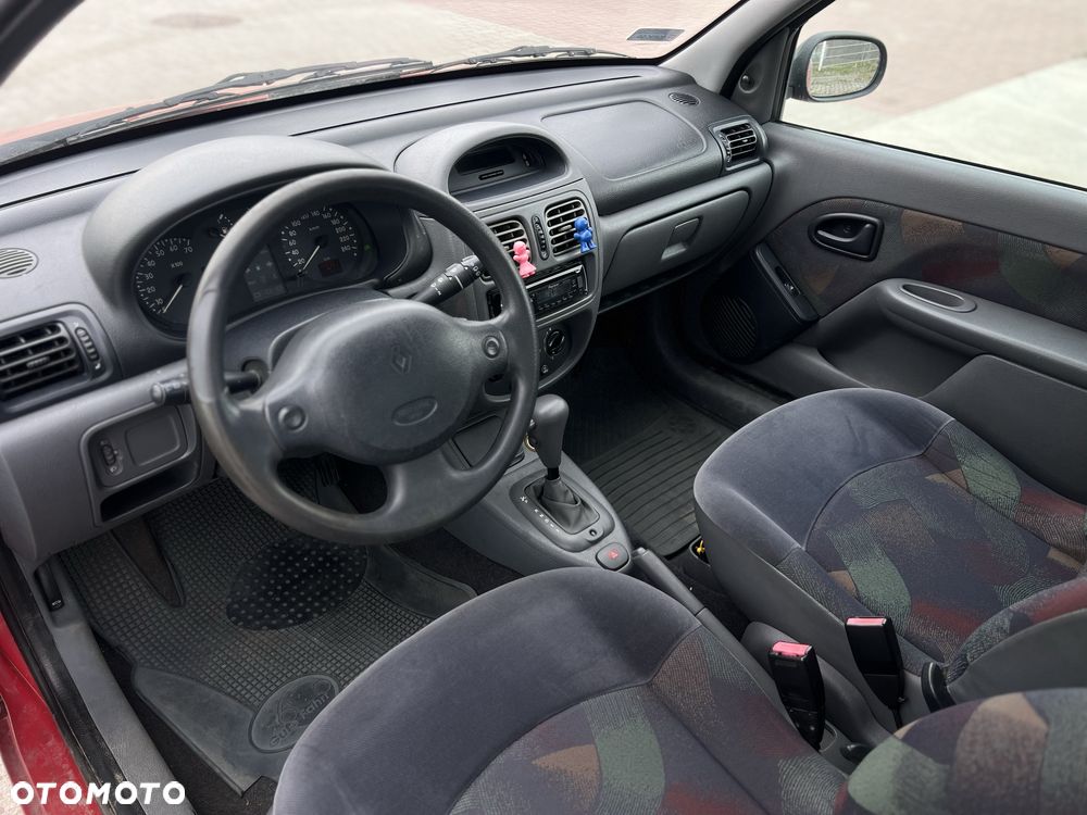 Renault Clio - 5