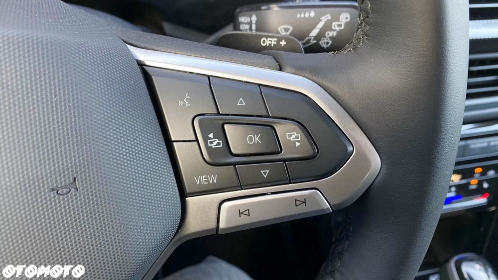 Volkswagen T-Cross - 11