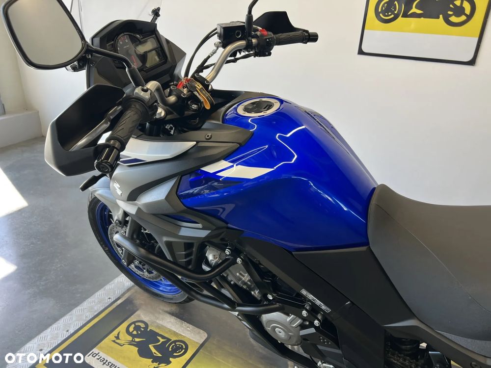 Suzuki V-STROM - 15