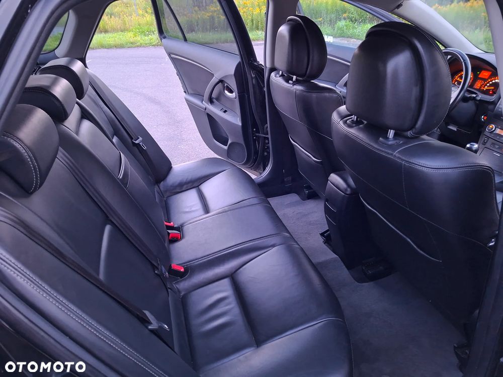 Toyota Avensis 2.0 D-4D Sol - 28