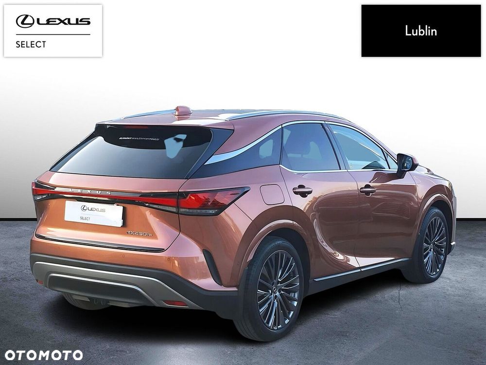 Lexus RX 450h+ Omotenashi - 5