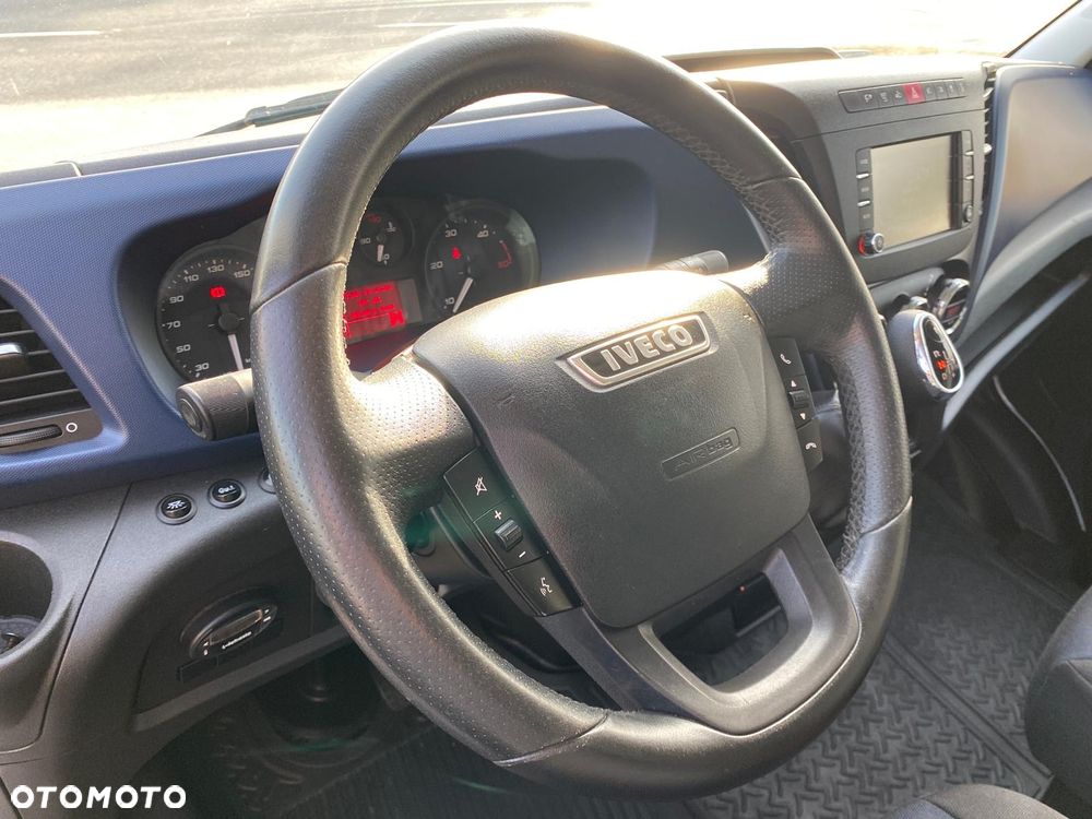 Iveco DAILY 35-160 HI-MATIC KONTENER WINDA 214.000 KM PRZEBIEGU - 36