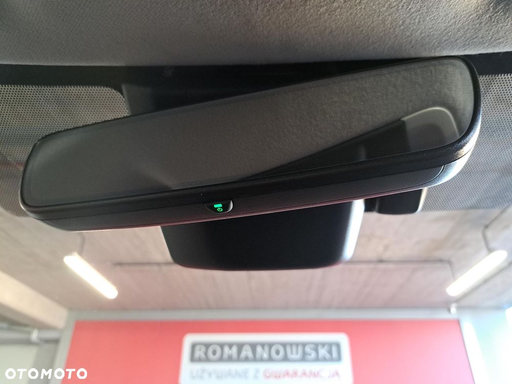 Toyota Corolla 1.8 Hybrid Comfort - 29