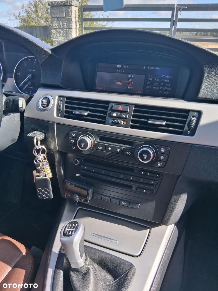 BMW Seria 3 318d - 7