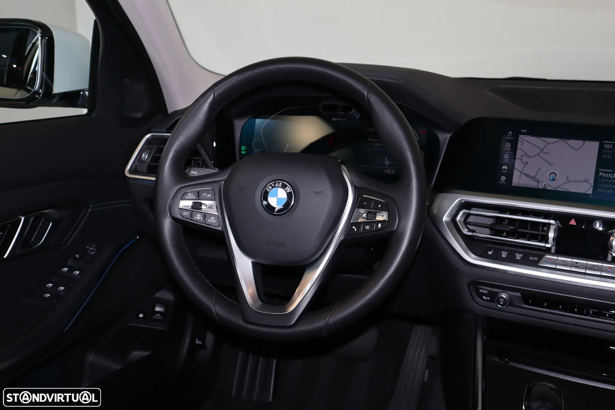 BMW 330 e Touring Line Sport Auto - 14