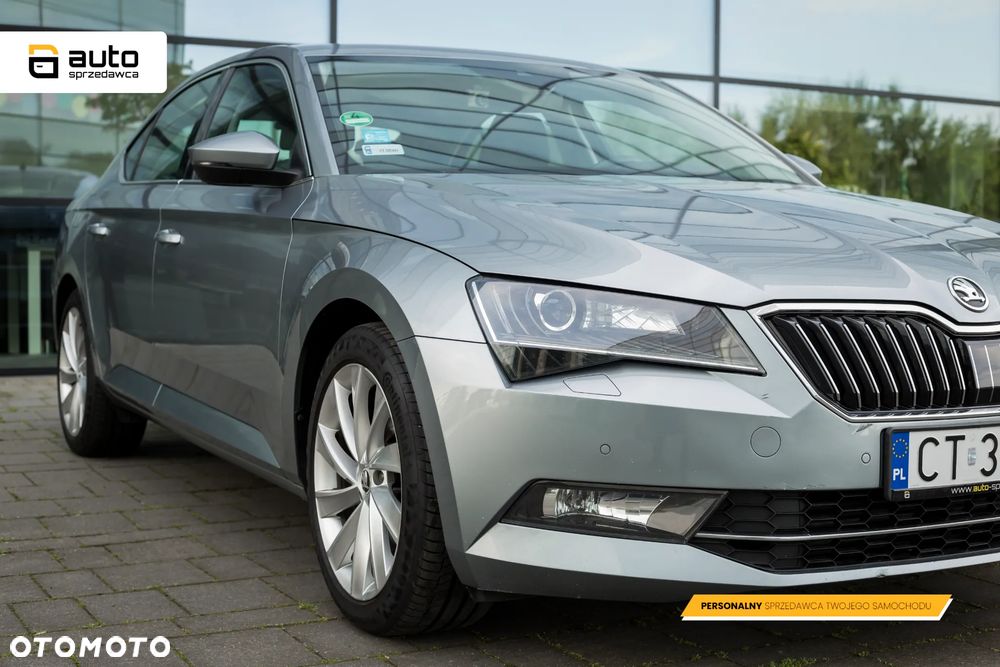 Skoda Superb 2.0 TDI Style DSG - 10