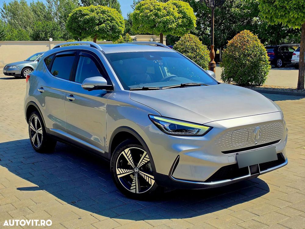 MG ZS EV - 2