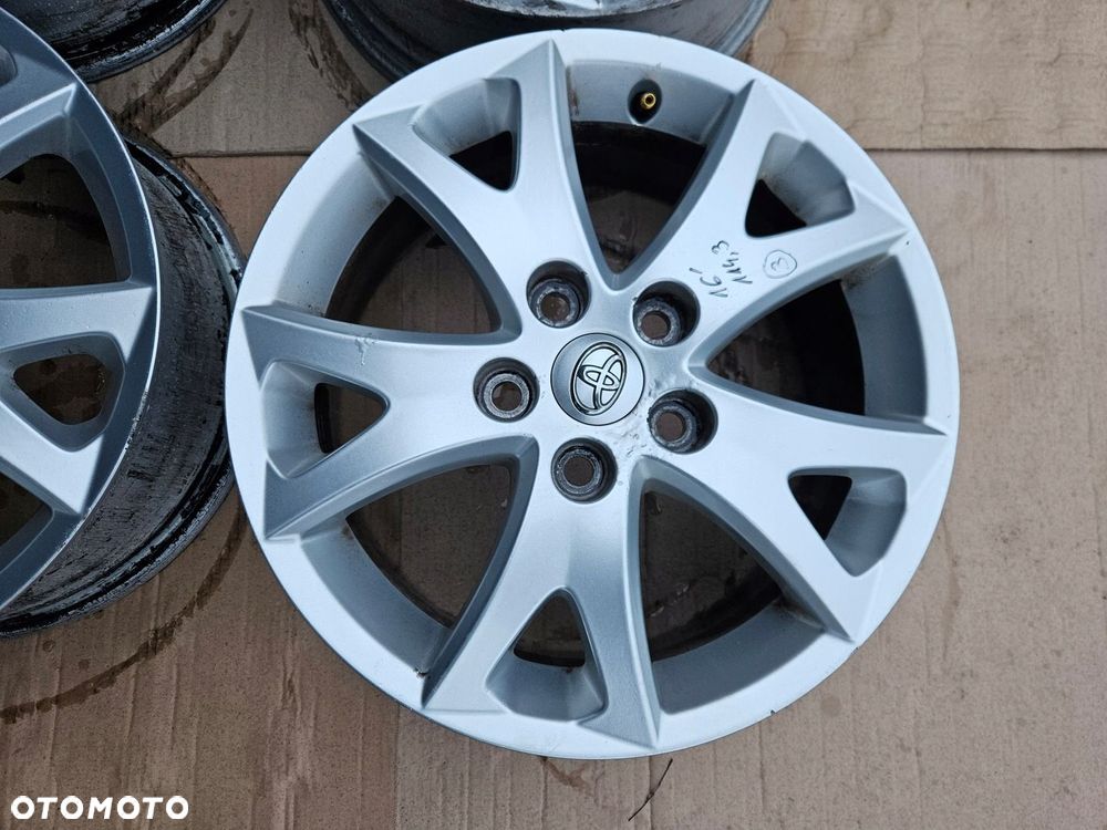 TOYOTA AURIS COROLLA E 15 AVENSIS T27 VERSO 09-17 FELGI ALUMINIOWE 16 - 5