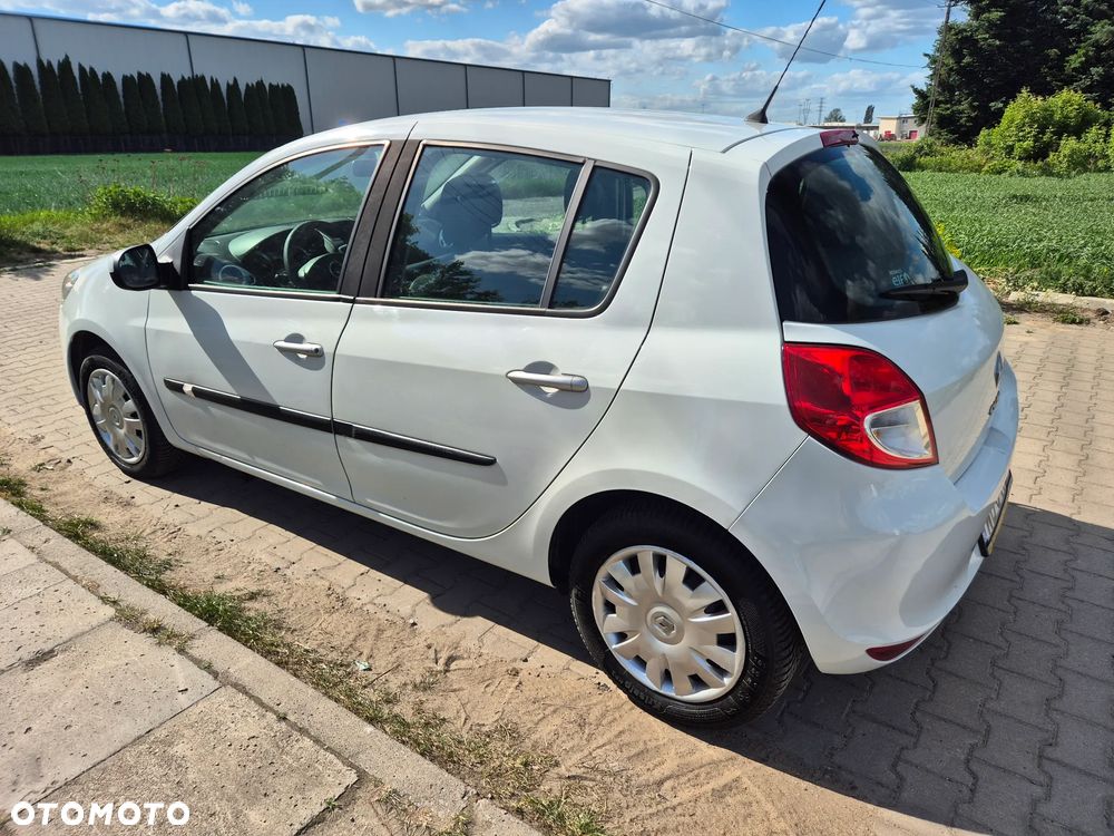 Renault Clio 1.5 dCi Authentique - 18