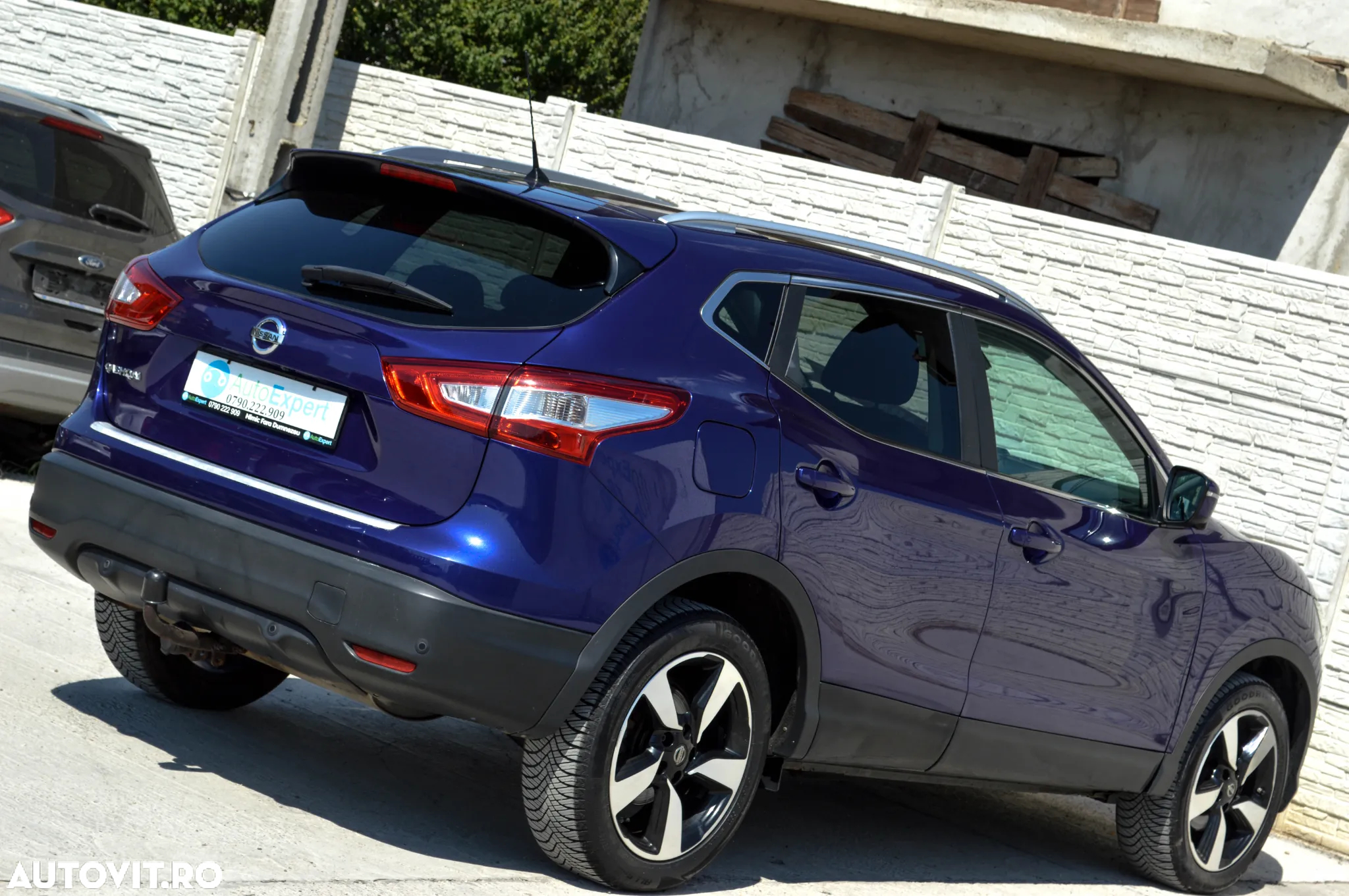 Nissan Qashqai 1.6 DCI Start/Stop 4X4-i Tekna - 17