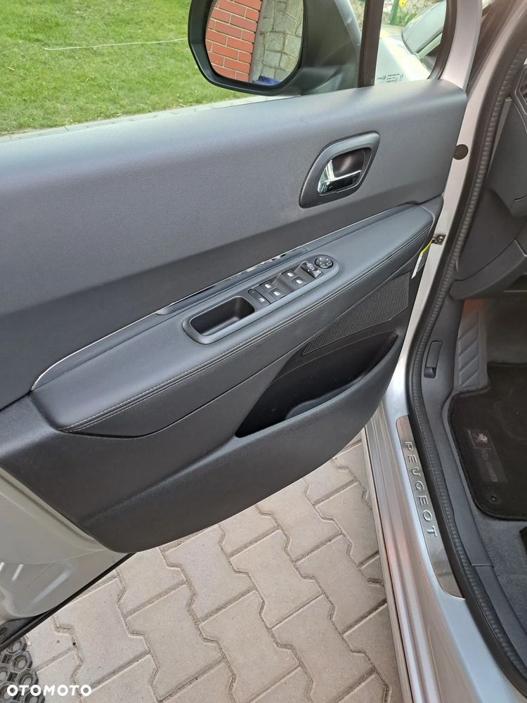Peugeot 3008 THP 165 EAT6 Stop & Start Allure - 18