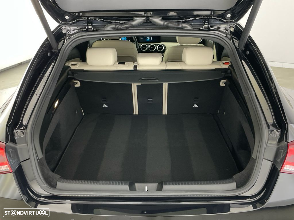 Mercedes-Benz CLA 250 e Shooting Brake Style Plus - 13