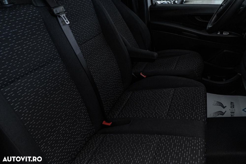 Mercedes-Benz Vito Lung 114 CDI 136CP RWD 9AT Select - 38