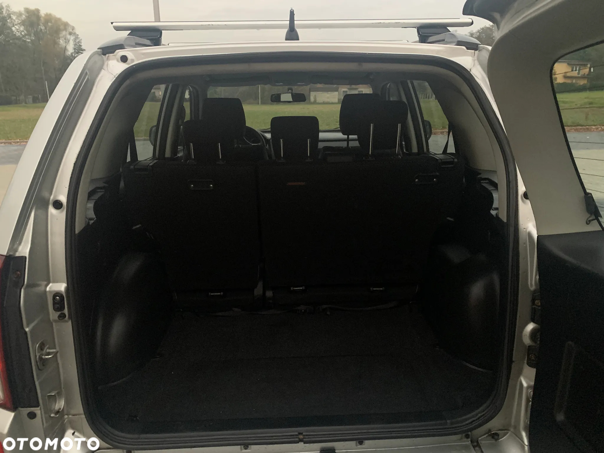 Suzuki Grand Vitara 1.9 DDiS Comfort - 11