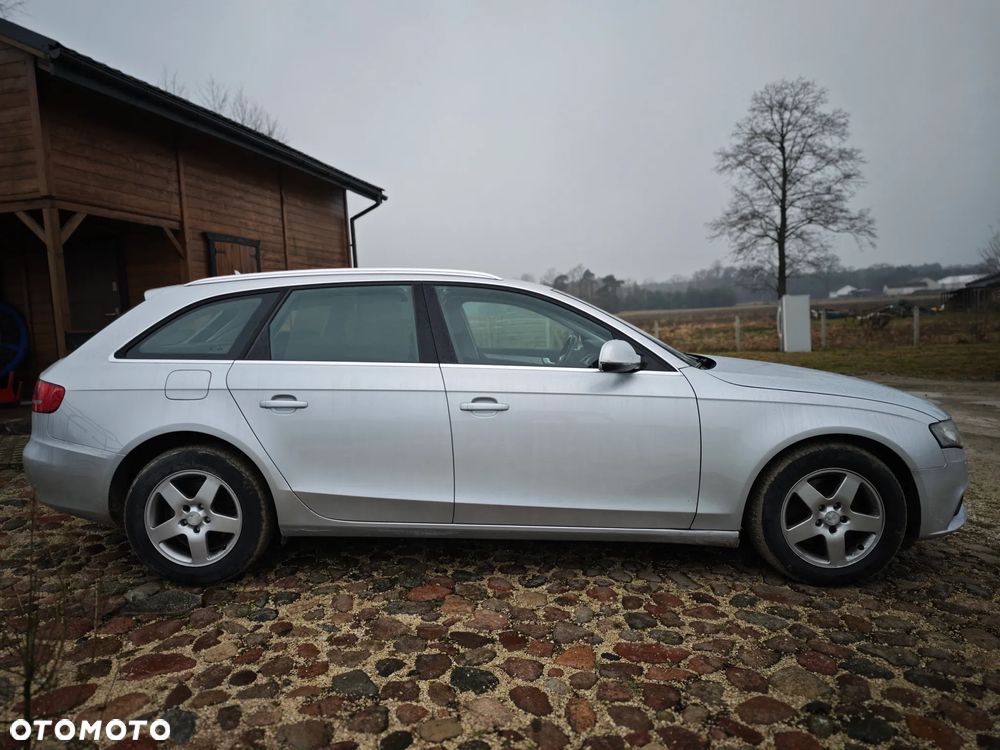 Audi A4 Avant 2.0 TDI DPF Attraction - 7