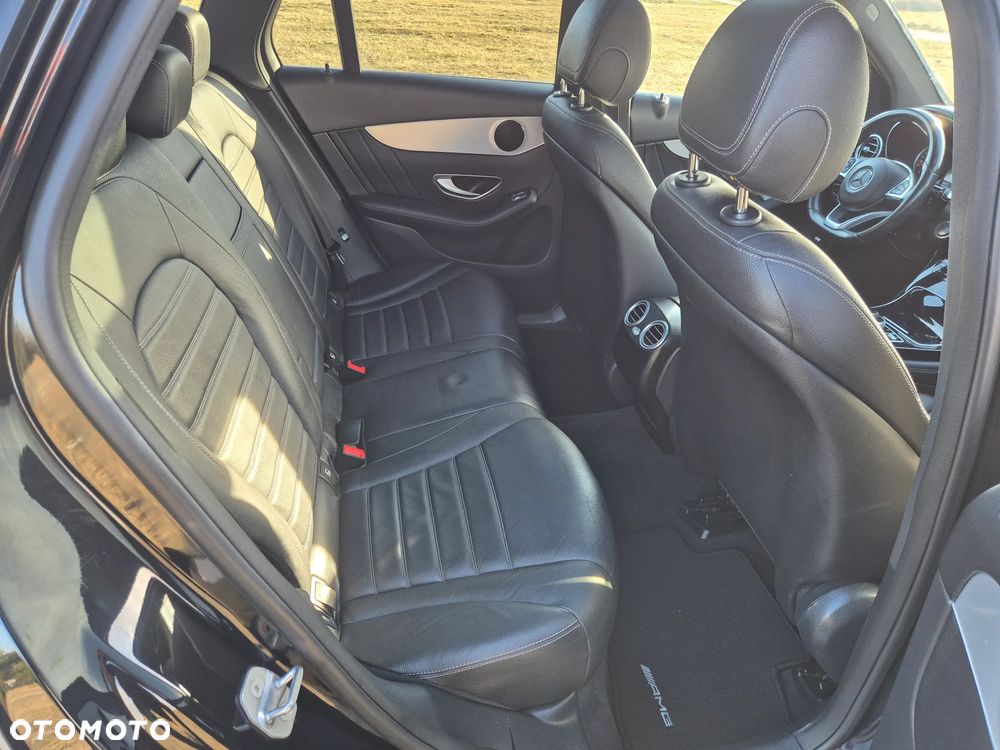 Mercedes-Benz GLC 250 d 4Matic 9G-TRONIC AMG Line - 22