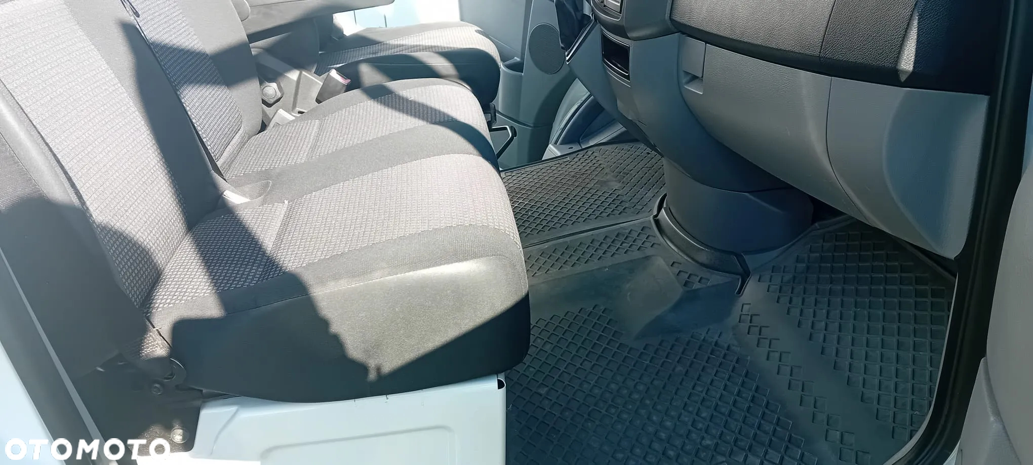 Mercedes-Benz Sprinter - 15