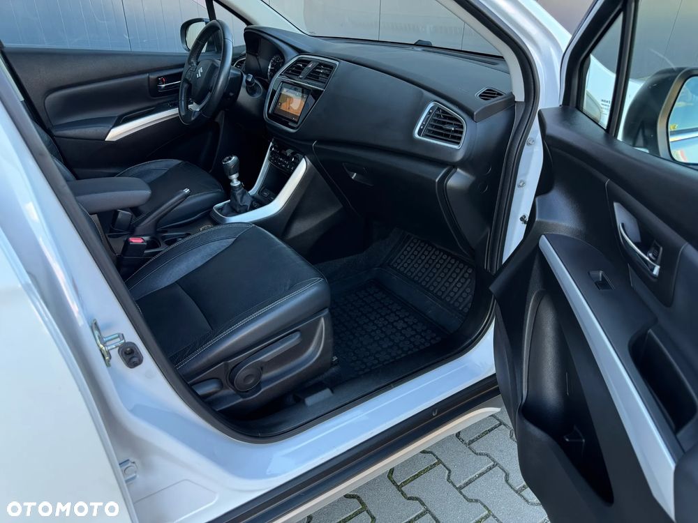 Suzuki SX4 S-Cross 1.4 Boosterjet Allgrip Comfort+ - 14