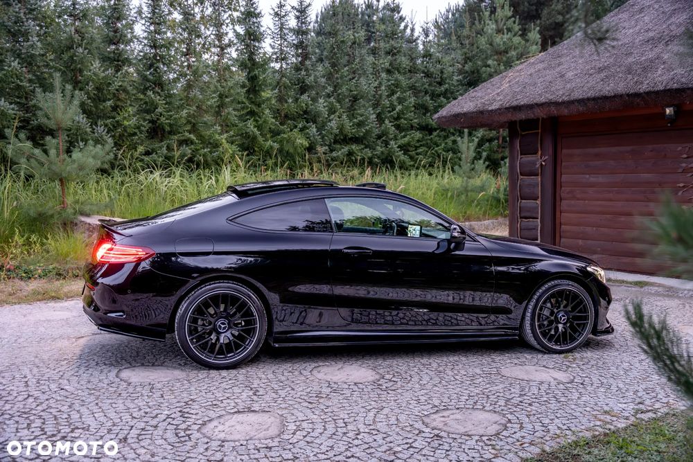 Mercedes-Benz Klasa C 200 4-Matic 9G-TRONIC - 8