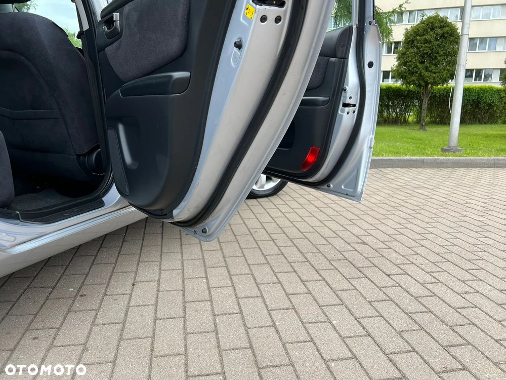 Kia Magentis 2.0 Platinium - 25
