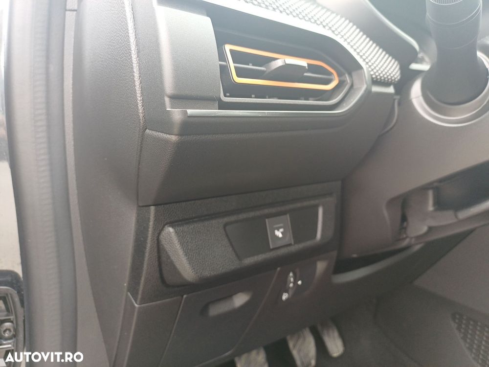 Dacia Sandero Stepway 0.9 TCe Prestige - 11