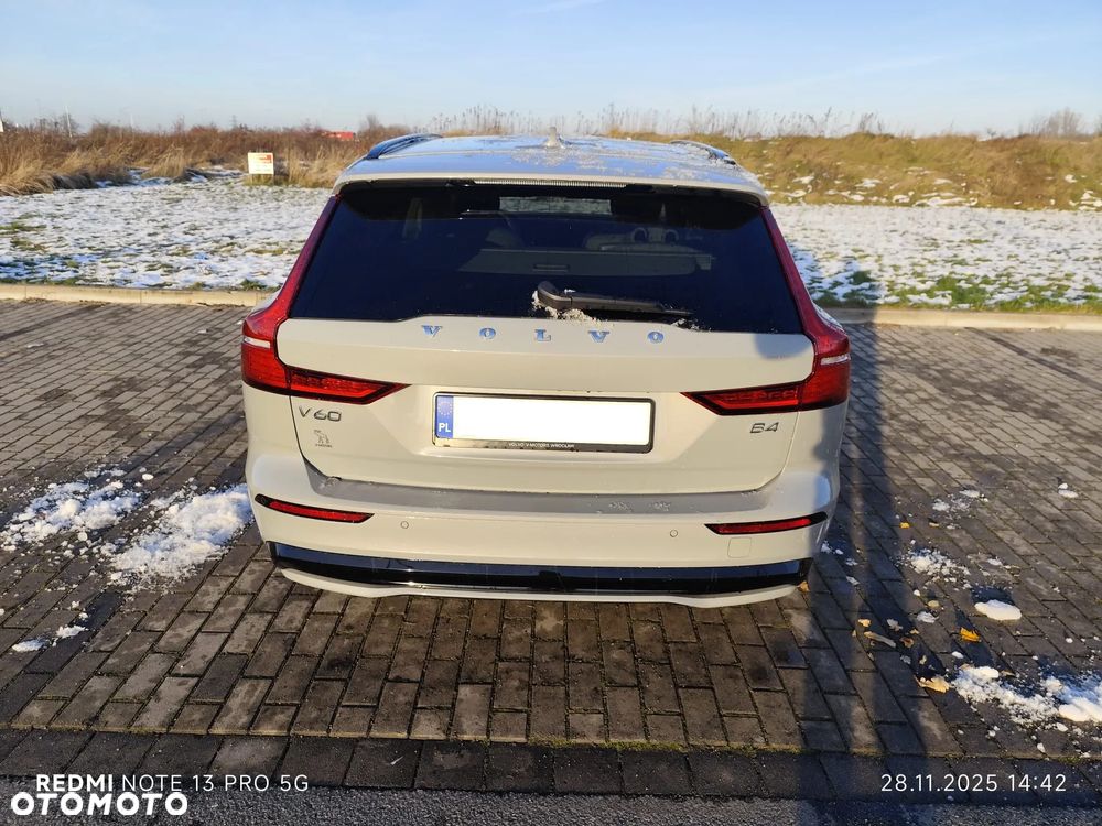 Volvo V60 B4 B Plus Dark - 8