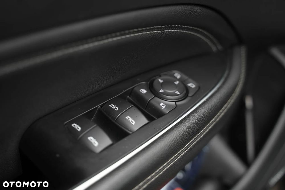 Opel Insignia CT 1.6 T Elite S&S - 27