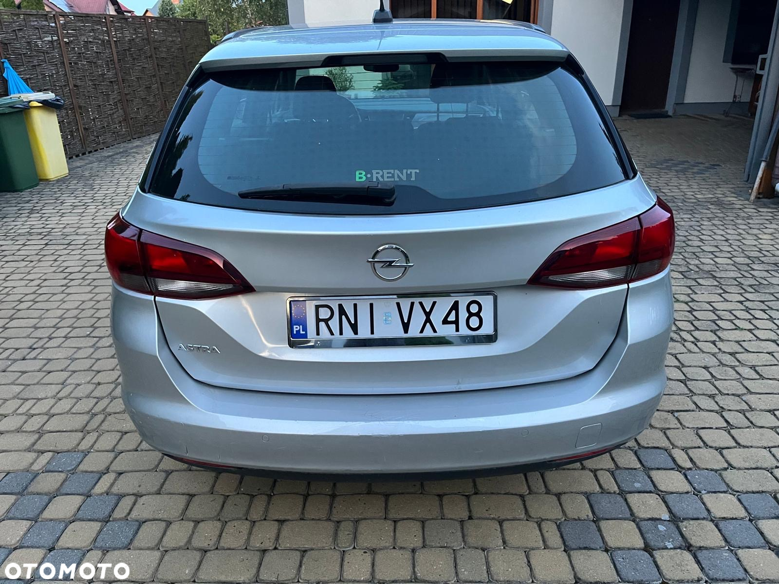 Opel Astra - 4