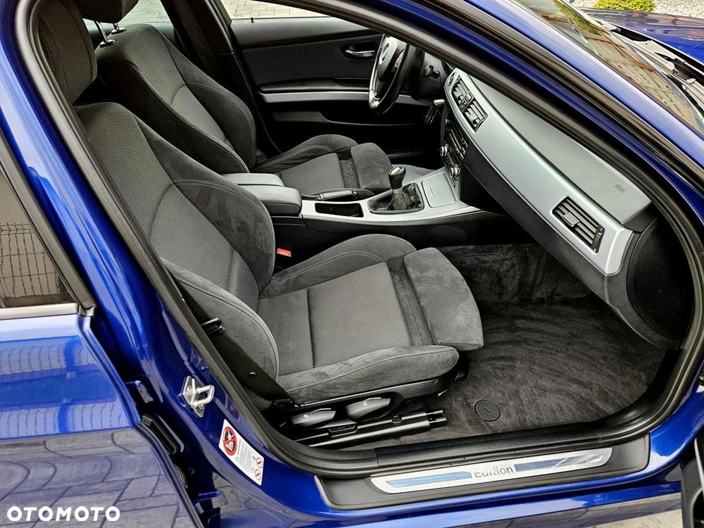BMW Seria 3 320i Edition Lifestyle - 24