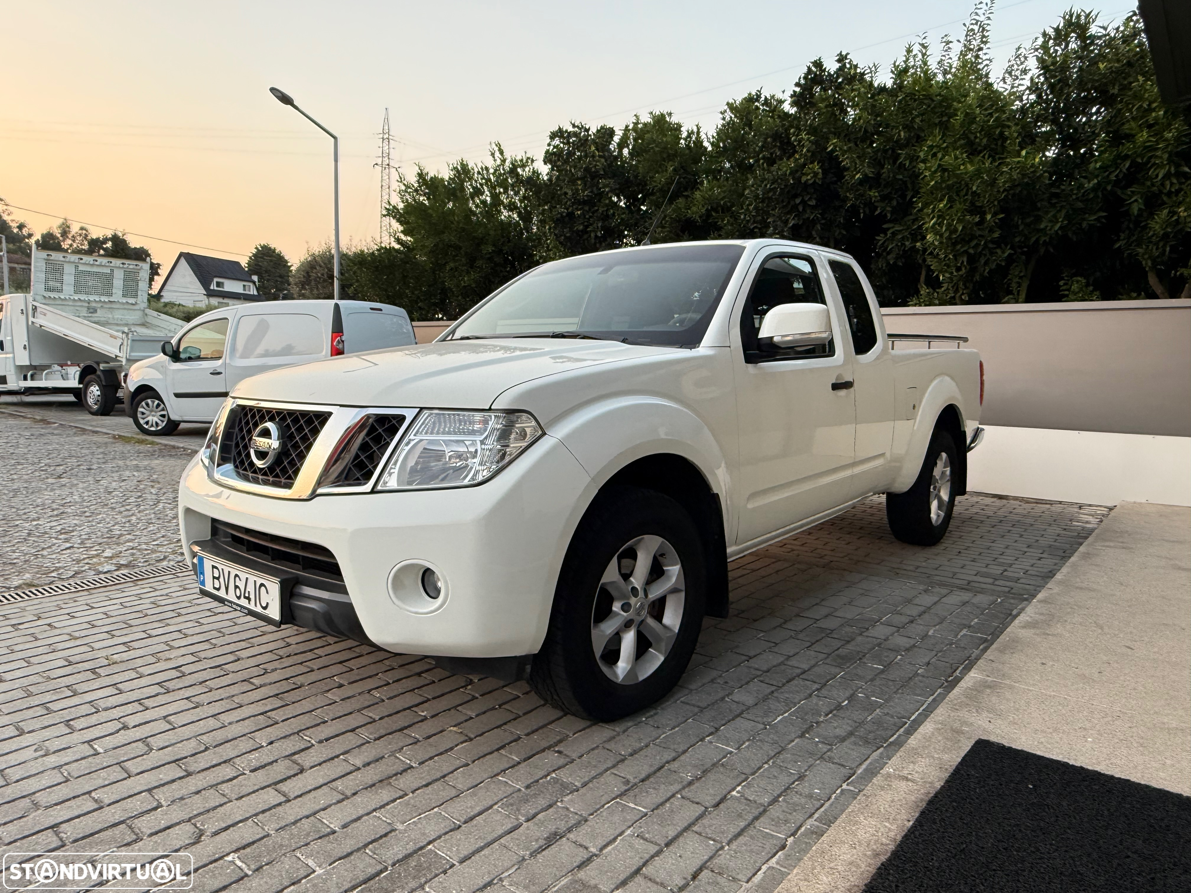 Nissan Navara 2.5 DCI King Cab 4 Lugares - 3