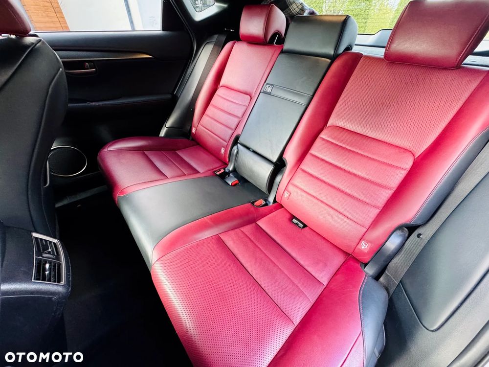 Lexus NX 300h F Sport AWD - 16