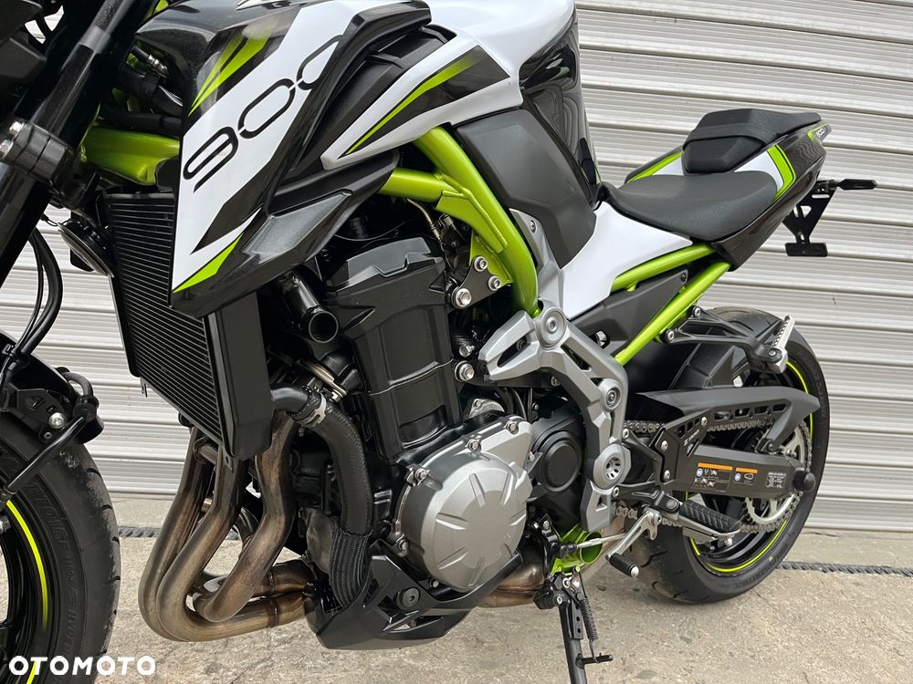 Kawasaki Z 900 - 36